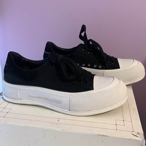 Alexander McQueen Women’s Deck Lace Up Plimsoll Sneakers - Picture 1 of 11